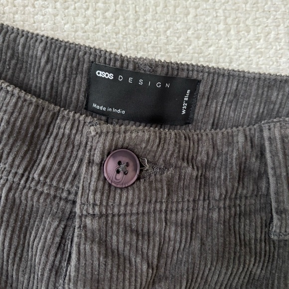 Corduroy grey cargo shorts men’s W32 from ASOS - Picture 2 of 4
